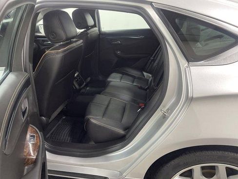 Used 2015 Chevrolet Impala LTZ FWD image 10