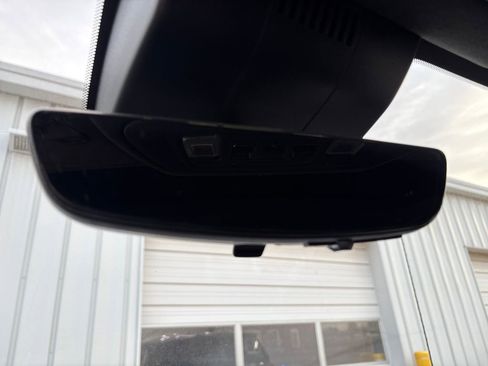 Certified 2023 GMC Sierra 1500 AT4X image 42