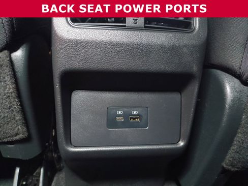 Used 2021 Nissan Rogue SV image 24