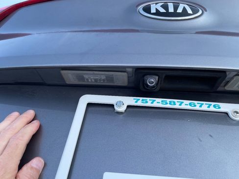 Used 2017 Kia Sportage EX AWD/4WD image 40