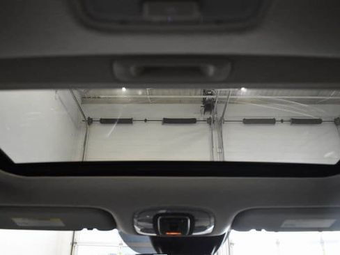 Used 2025 Hyundai Elantra SEL image 27