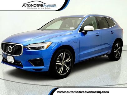 Used 2019 Volvo XC60 T8 R-Design w/ Advanced Package