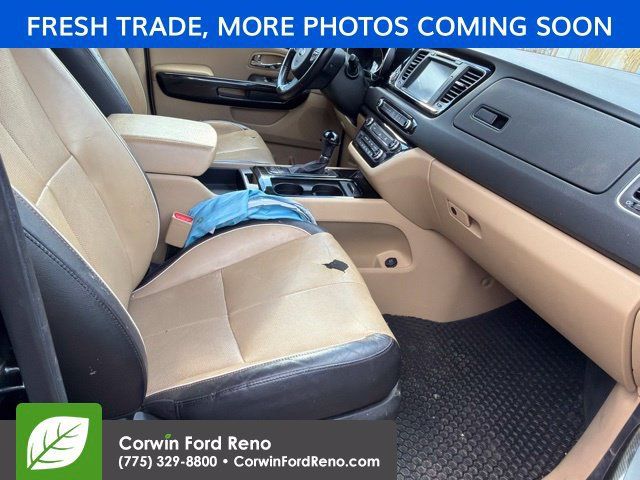 Used 2016 Kia Sedona SX FWD image 10