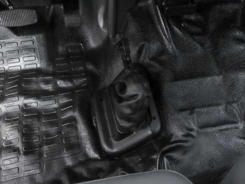 Used 2023 Ford F650 2WD Crew Cab Super Duty image 31