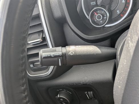 Used 2024 RAM 3500 Big Horn image 30