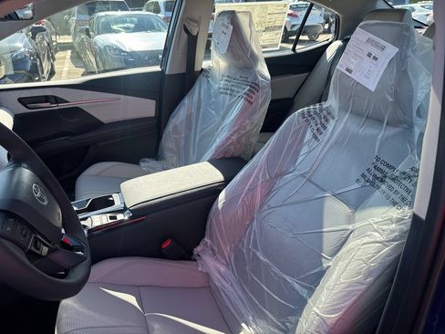 New 2026 Toyota Camry XLE AWD/4WD image 14