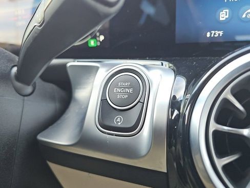 Certified 2025 Mercedes-Benz GLB 250 4MATIC image 30