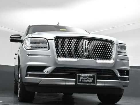 Used 2020 Lincoln Navigator Reserve w/ Luxury Package AWD/4WD image 40