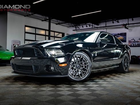 Used 2013 Ford Mustang Shelby GT500 RWD image 22
