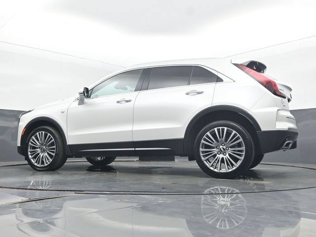 Certified 2024 Cadillac XT4 Premium Luxury AWD/4WD image 46