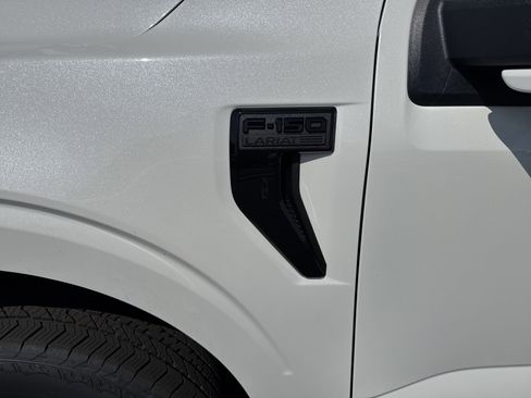 New 2025 Ford F150 Lariat w/ Equipment Group 501A Mid image 4