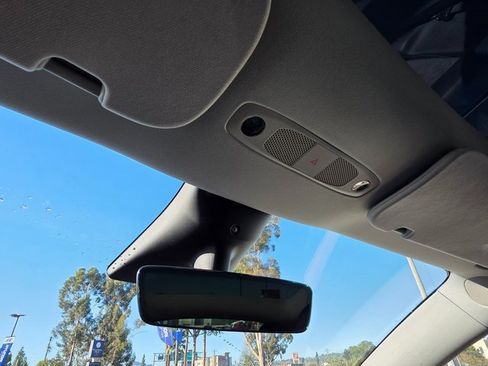 Used 2023 Tesla Model Y AWD image 33