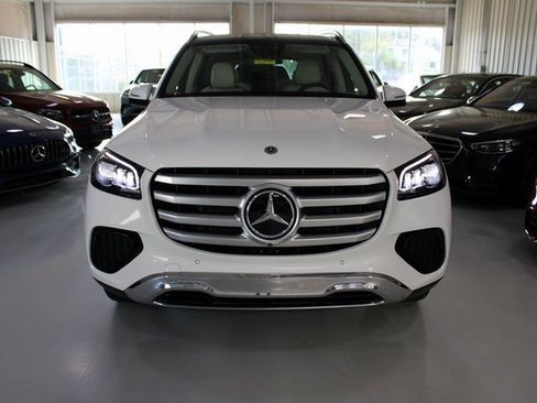 Used 2024 Mercedes-Benz GLS 450 GLS 450 4MATIC image 42