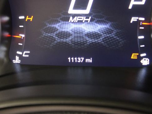 Used 2023 Dodge Charger SXT RWD image 11