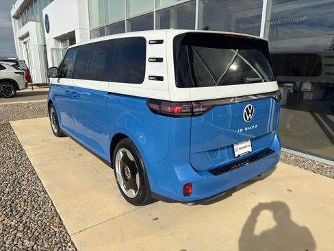 New 2025 Volkswagen ID. Buzz Pro S Plus image 6