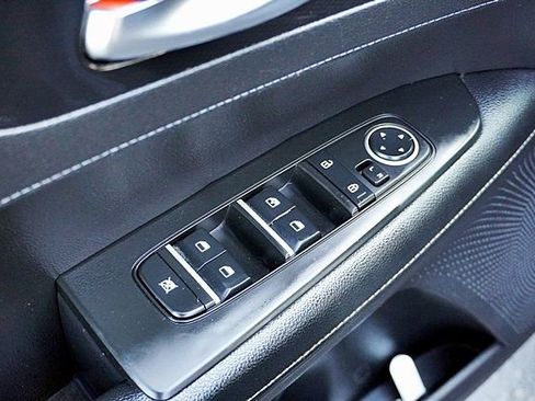 Used 2022 Kia Forte GT-Line w/ GT-Line Premium Package image 23