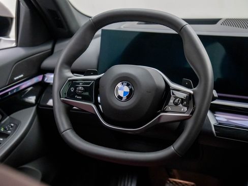 Certified 2025 BMW 540i xDrive image 10