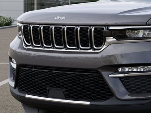 New 2025 Jeep Grand Cherokee Limited w/ MOPAR Finishing Package image 12
