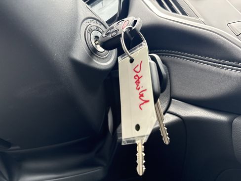 Certified 2025 Subaru Outback image 26