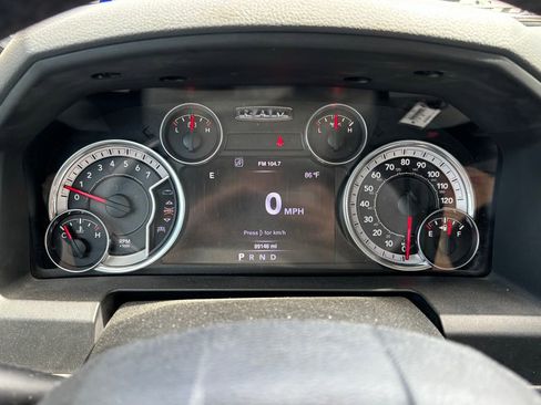 Used 2016 RAM 1500 Lone Star RWD image 13