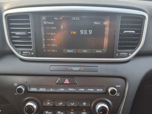 Used 2021 Kia Sportage LX FWD image 28
