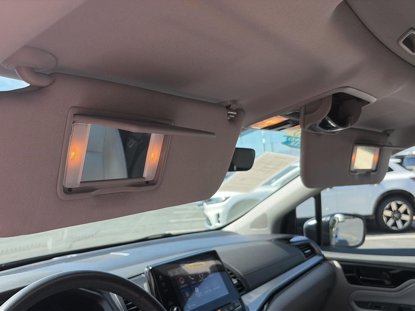 Certified 2023 Honda Odyssey Touring image 16