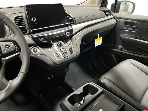 New 2026 Honda Odyssey EX-L image 17