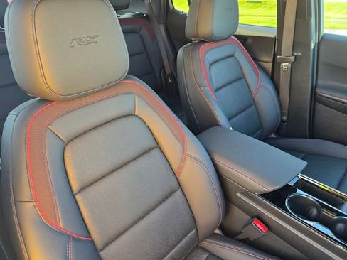 Used 2025 Chevrolet Equinox RS w/ Safety and Technology Package AWD/4WD image 11