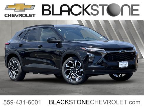 New 2026 Chevrolet Trax RS w/ Sunroof Package FWD image 1