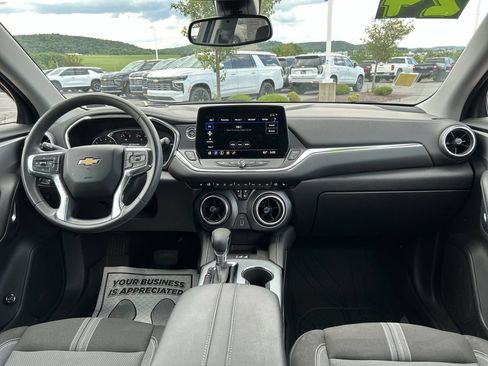 Used 2024 Chevrolet Blazer LT w/ Convenience Package AWD/4WD image 16