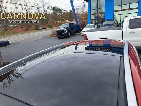 Used 2017 Mercedes-Benz GLC 300 4MATIC image 8