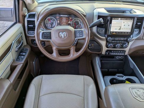 Used 2022 RAM 3500 Laramie AWD/4WD image 16