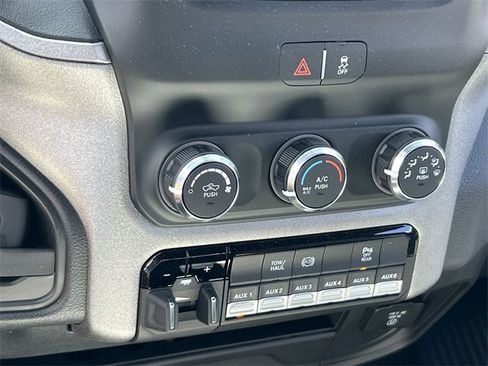 Used 2024 RAM 3500 Tradesman image 23