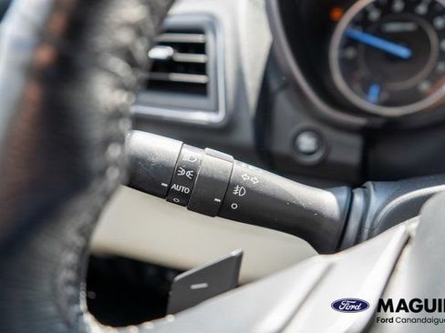 Used 2022 Subaru Ascent Limited AWD/4WD image 25