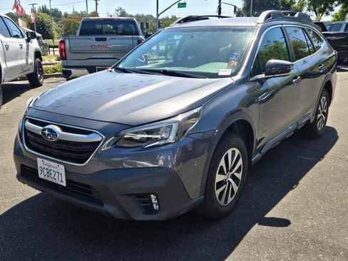 Used 2022 Subaru Outback Premium AWD/4WD image 8