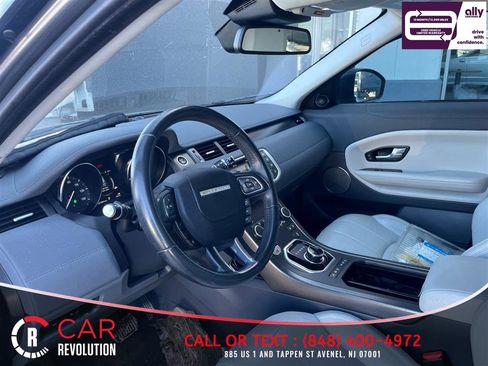 Used 2019 Land Rover Range Rover Evoque SE Premium AWD/4WD image 15