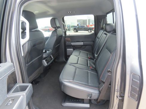 Certified 2024 Ford F250 Lariat w/ Lariat Ultimate Package AWD/4WD image 19