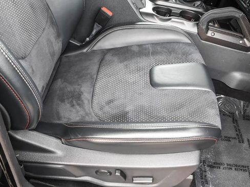 Used 2023 Ford Bronco Raptor AWD/4WD image 42