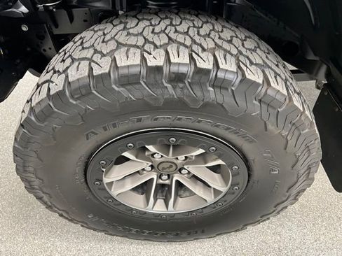 Used 2024 Jeep Wrangler Unlimited Rubicon 392 AWD/4WD image 15