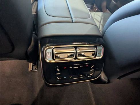 Used 2025 Mercedes-Benz S 580 S 580 image 18