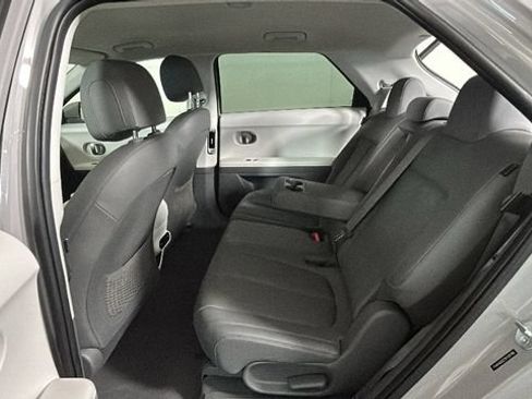 Used 2025 Hyundai Ioniq 5 SEL AWD/4WD image 26