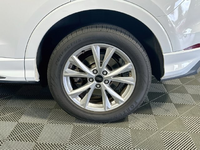 Used 2025 Audi Q3 2.0T Premium AWD/4WD image 29