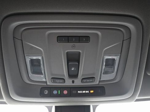 Used 2020 GMC Sierra 1500 SLT w/ SLT Premium Plus Package image 35