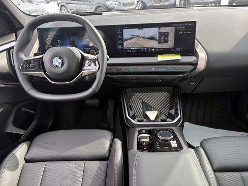Used 2025 BMW X3 xDrive30i w/ Premium Package image 28