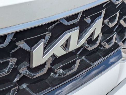 Certified 2023 Kia Sorento EX FWD image 13