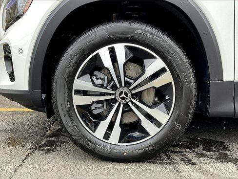 New 2026 Mercedes-Benz GLB 250 4MATIC image 12