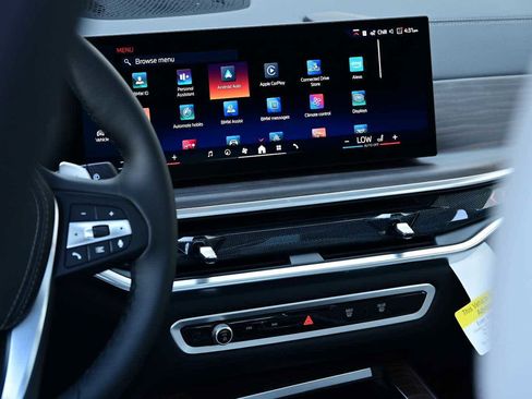 Used 2026 BMW X5 sDrive40i image 17