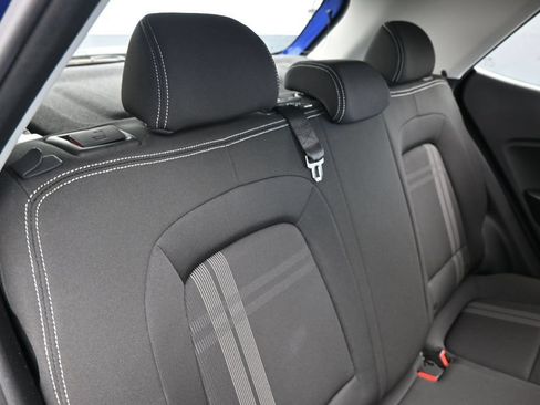 Used 2022 Hyundai Venue SEL FWD image 33