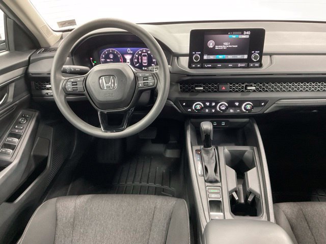 Used 2025 Honda Accord SE image 15