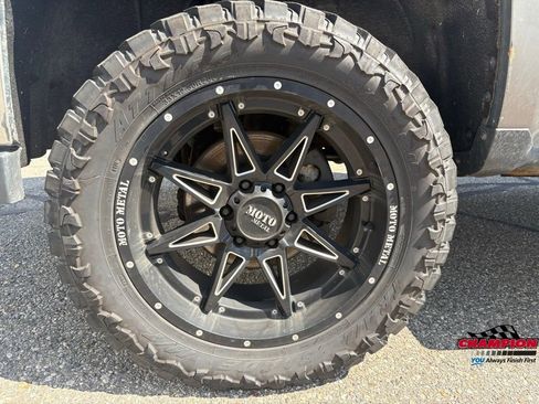 Used 2017 Chevrolet Silverado 1500 LT w/ All Star Edition AWD/4WD image 12